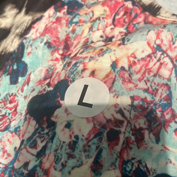 Turquoise & Animal Print Top - Picture 4 of 8